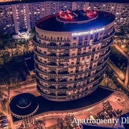 By Chartowo Tower شقة